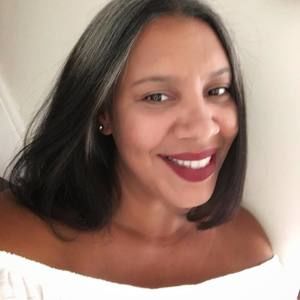 Meet your Posher, Aracelis